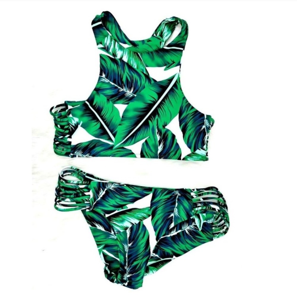 Cupshe leaf print high neck halter bikini